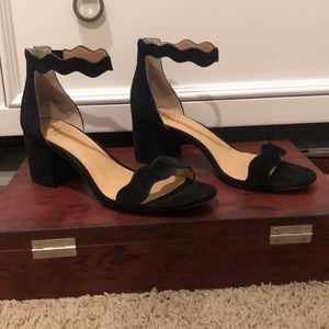 INC International Concepts. Women's Hadwin Scallop Two-Piece Sandals